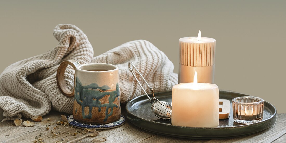 En la noche se usa velas sin aroma para un ambiente más acogedor.