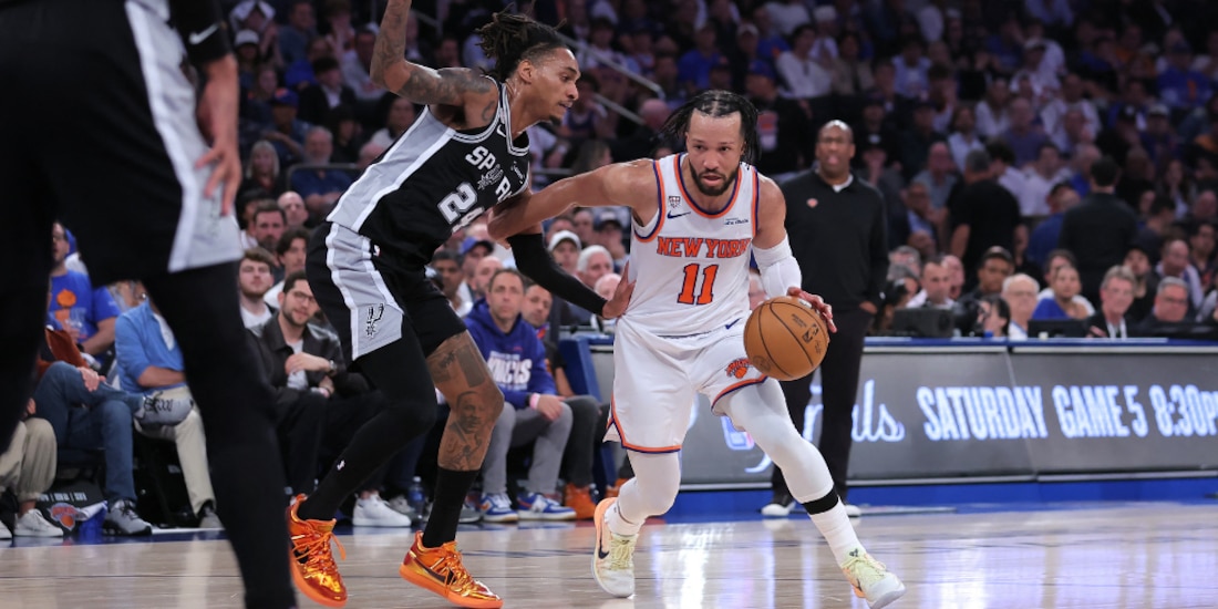 Jalen Brunson en una jugada del partido.