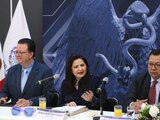 De izq. a der.: los magistrados Felipe de la Mata, Mónica Soto y Felipe Fuentes ayer, en conferencia de prensa.