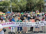 FAMILIAS DE PERSONAS desaparecidas de la comunidad LGBTTTIQPA+ se unen
para conmemorar la Marcha del Orgullo, el pasado sábado.