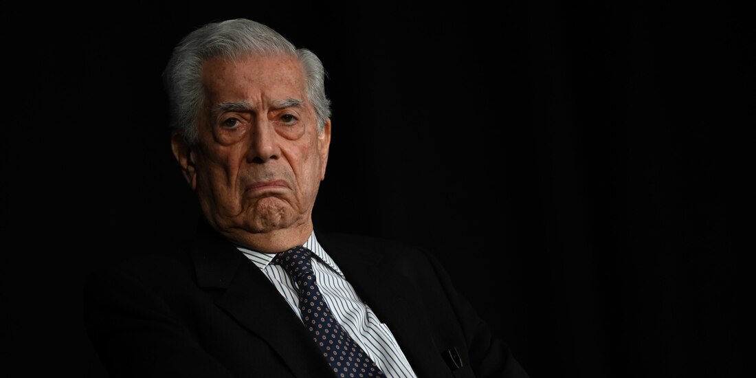 El escritor peruano, en 2021, en la CDMX.