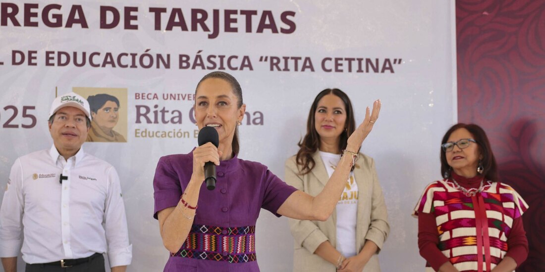 La presidenta Claudia Sheinbaum y al fondo la gobernadora de Guanajuato Libia Denisse.