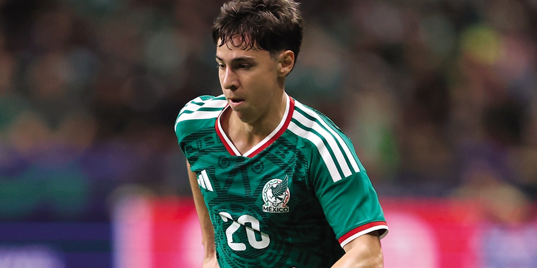 EL DEFENSA, en un partido ante Paraguay en 2025.