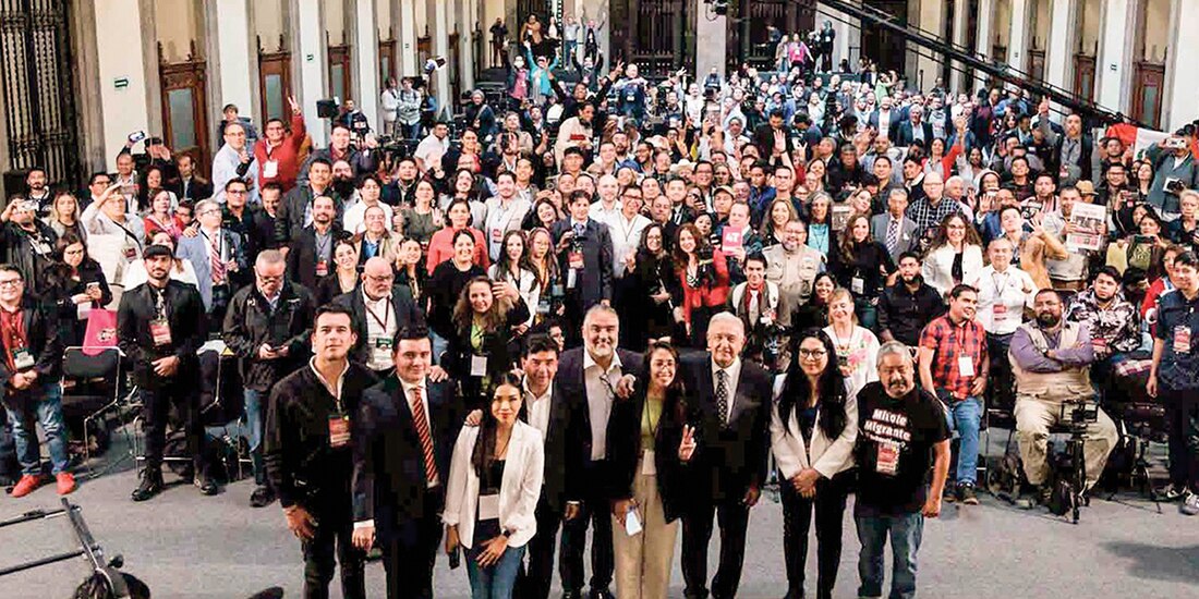 El presidente López Obrador encabezó, ayer, el Primer Encuentro Continental de Comunicador@s.