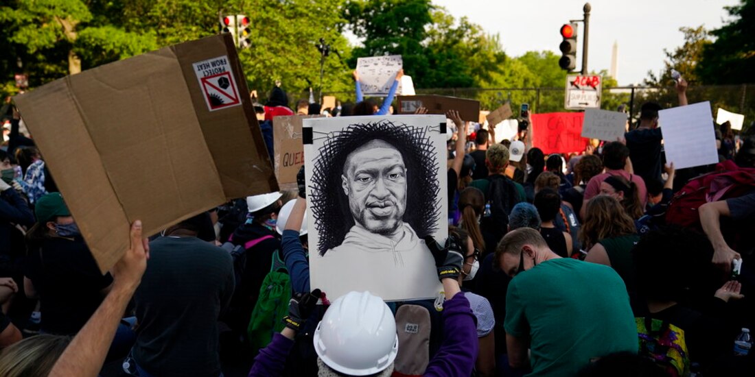 Multitudes en Estados Unidos siguen protestando incluso después de que entró en vigor el toque de queda, desafiando las advertencias de que la respuesta de las fuerzas del orden público podría ser incluso más enérgica.