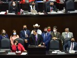 El Partido del Trabajo “hizo berrinche” por el debate de su correligionario y abandonó la sesión; no rompe con Morena.