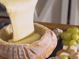 Te decimos cómo preparar fondue al vino blanco
