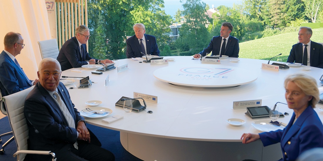 El presidente Trump y líderes del G7, en reunión del 15 de junio, en Francia.