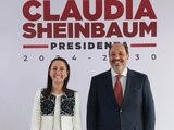 La virtual Presidenta electa y Lázaro Cárdenas Batel, ayer.