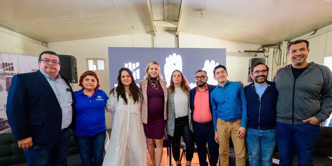 Participa Mariana Rodríguez Cantú en mesa de intercambio "Diálogo sobre la realidad de niños, niñas y adolescentes en contacto con el sistema de justicia penal en Nuevo León".