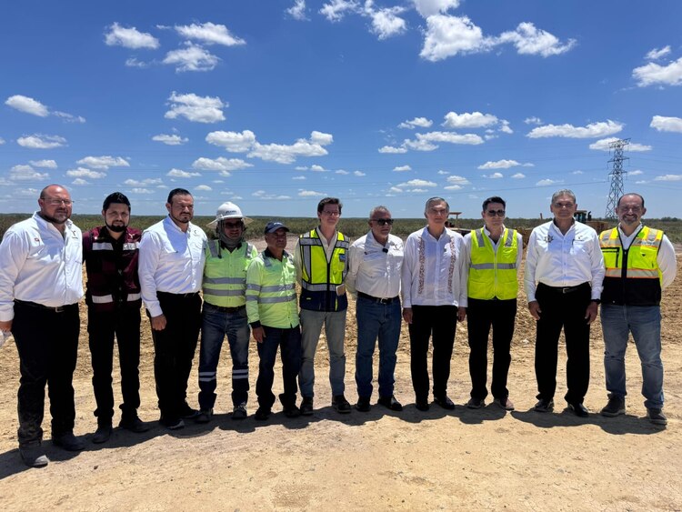 Gobierno estatal instala puntos de atención y vigilancia en tramos carreteros estratégicos.