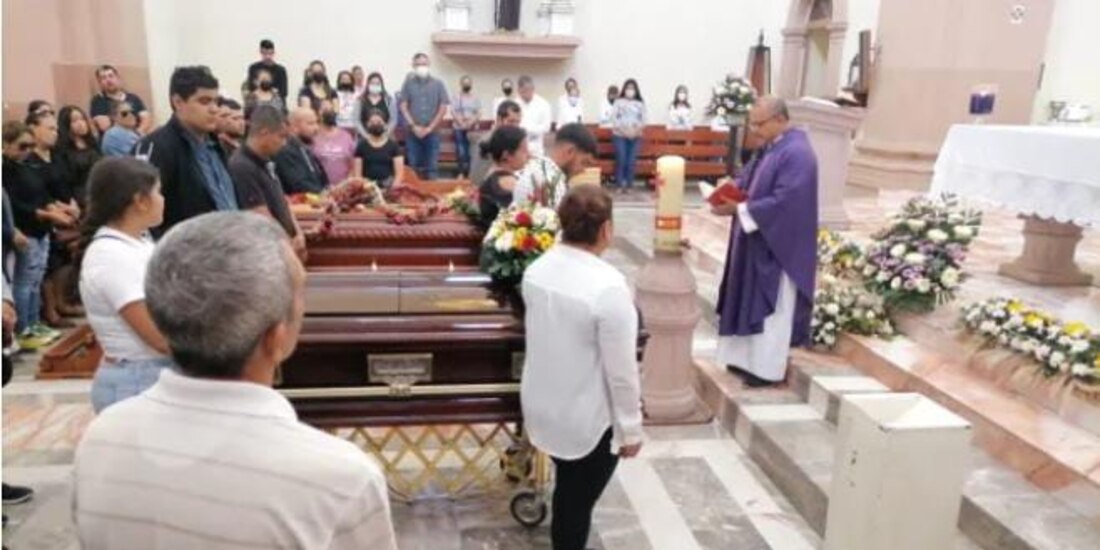 El párroco Gilberto Vergara llamó a dejar “que la autoridad haga lo suyo” para investigar asesinatos del alcalde de Aguililla y su asesor.