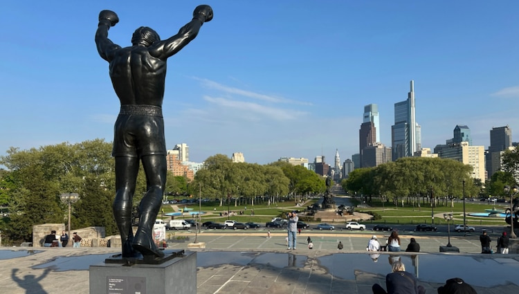 La estatua de Rocky afuera del Museo de Arte de Filadelfia