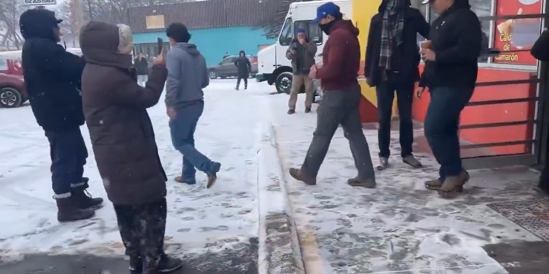 Momento en que fueron corridos los agentes estadounidenses.