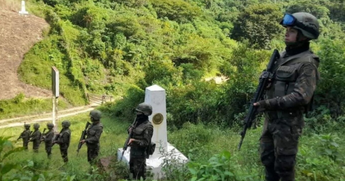 Sube a ocho los muertos en enfrentamientos entre cárteles en ...