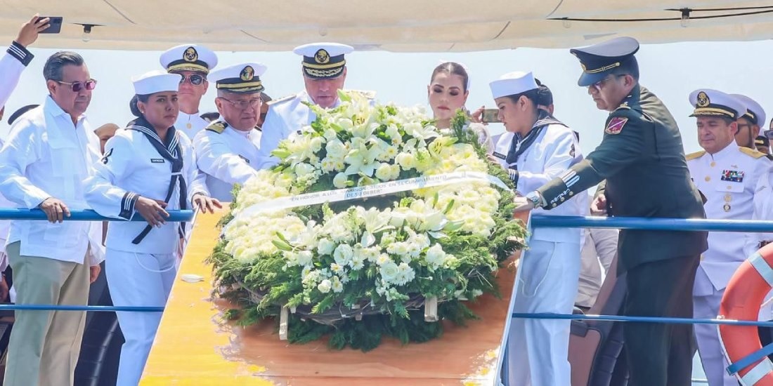 Evelyn Salgado reconoce a las mujeres y hombres de mar durante el 84 aniversario del Día de la Marina.