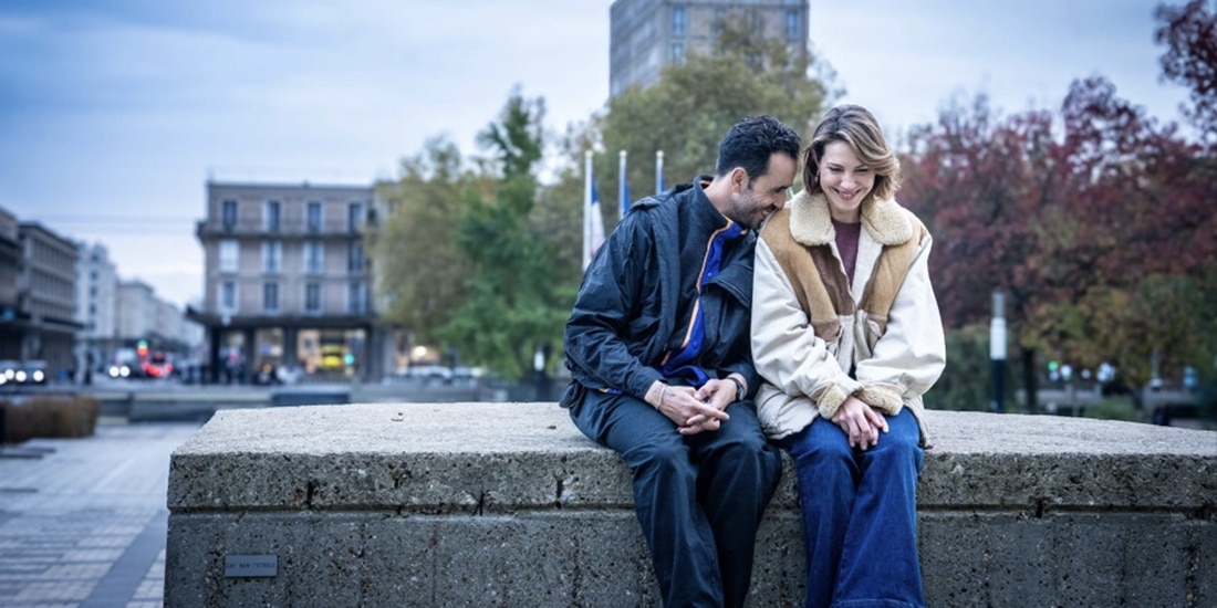 PROTAGONISTAS del filme Me encontraste, en un fotograma.