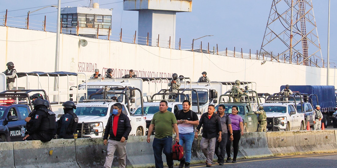 Fuerzas federales en el penal de Villahermosa, Tabasco, tras un motín el 4 de febrero.
