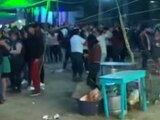 Arman baile sonidero en un panteón en Puebla.