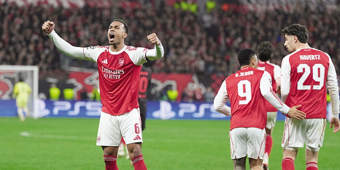 Futbolistas del Arsenal festejan el tanto del empate la semana pasada