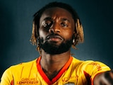 Nuevo equipo de Allan Saint-Maximin explota contra fans del América