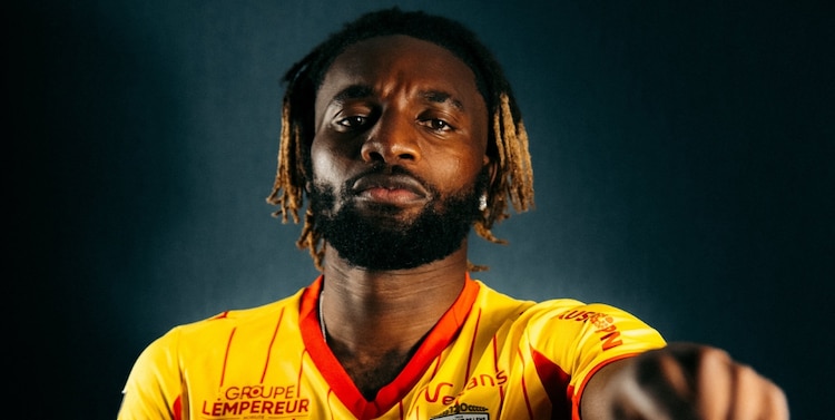 Allan Saint-Maximin fichó con el Lens tras salir del América