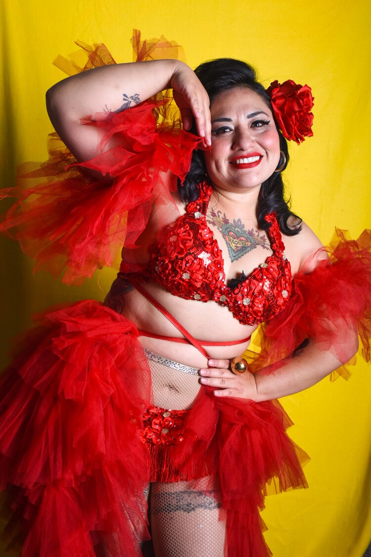 Salón Los Ángeles festeja sus 85 años repleto de estilo, color y ritmo.