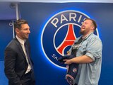 Messi e Ibai LLanos en el estadio del PSG.
