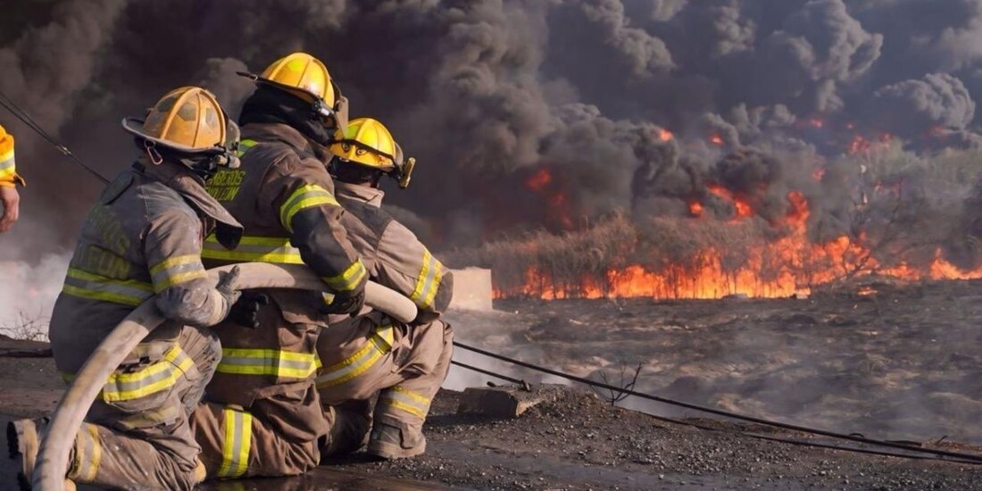 Tras incendios en Nuevo León, Samuel García reporta saldo blanco.