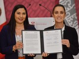 Claudia Sheinbaum, jefa de Gobierno, e Indira Vizcaíno, gobernadora de Colima, encabezaron la firma de convenio entre ambos gobiernos en materia de seguridad.