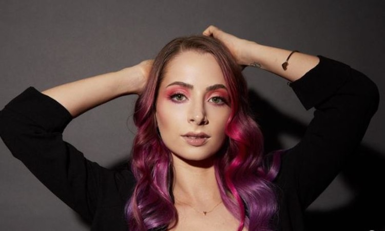 Proponen a YosStop para representar poder femenino y desata la polémica