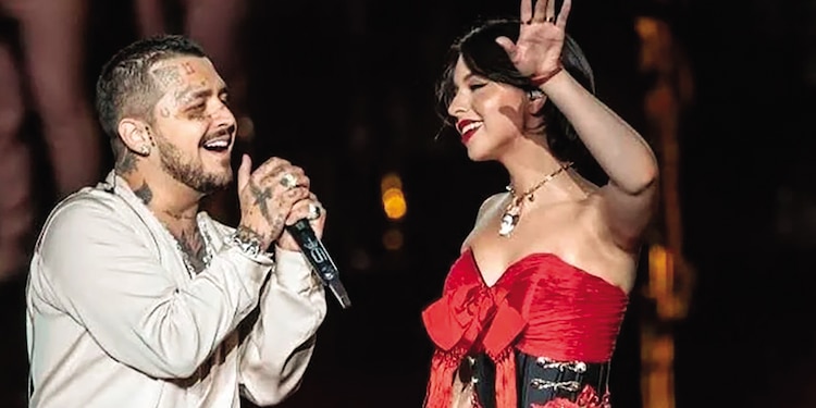 Ángela Aguilar y Christian Nodal, en concierto, en imagen de archivo.
