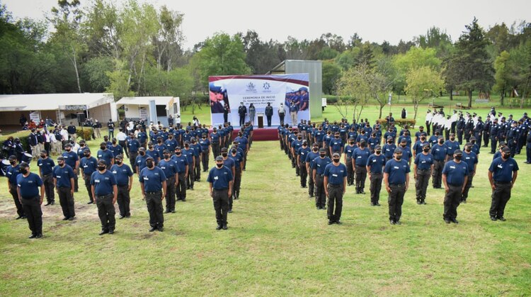 Patricia Duránencabezó ceremonia de ingreso de 125 cadetes, 48 mujeres y 77 hombres a la Academia de Policía de Naucalpan