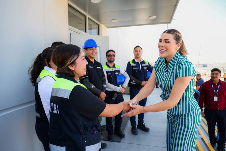 La industria de transformación impulsó el alta de miles de plazas laborales registradas ante el IMSS.