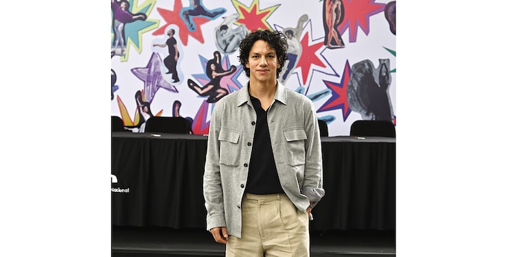 ISAAC HERNÁNDEZ, bailarín