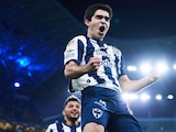 César Garza celebra su gol ante Cruz Azul.