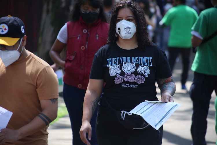 Jóvenes de 18 a 29 años de cinco alcaldías acudieron a aplicarse la vacuna contra COVI-19