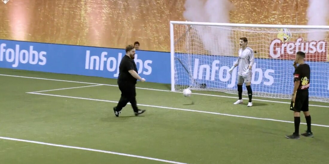 Ibai Llanos le marcó un gol de penalti a Iker Casillas en la Kings League.