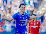 José Paradela festeja uno de sus goles en el triunfo de Cruz Azul sobre Toluca en el Campeón de Campeones.