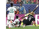 ERLING HAALAND marca un gol ante Senegal, el 22 de junio.