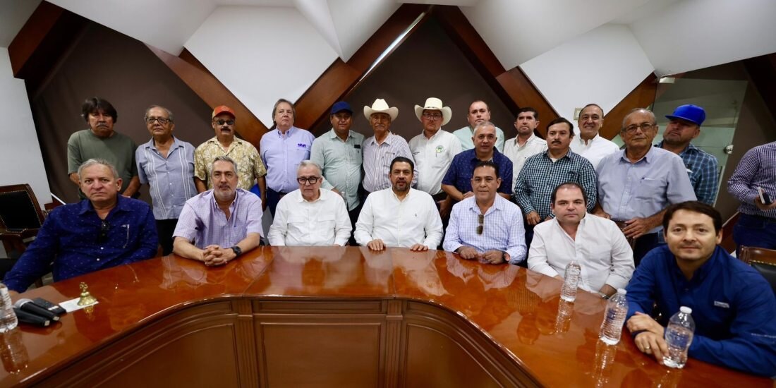 Rubén Rocha presenta esquema de apoyo a productores de trigo en Sinaloa.