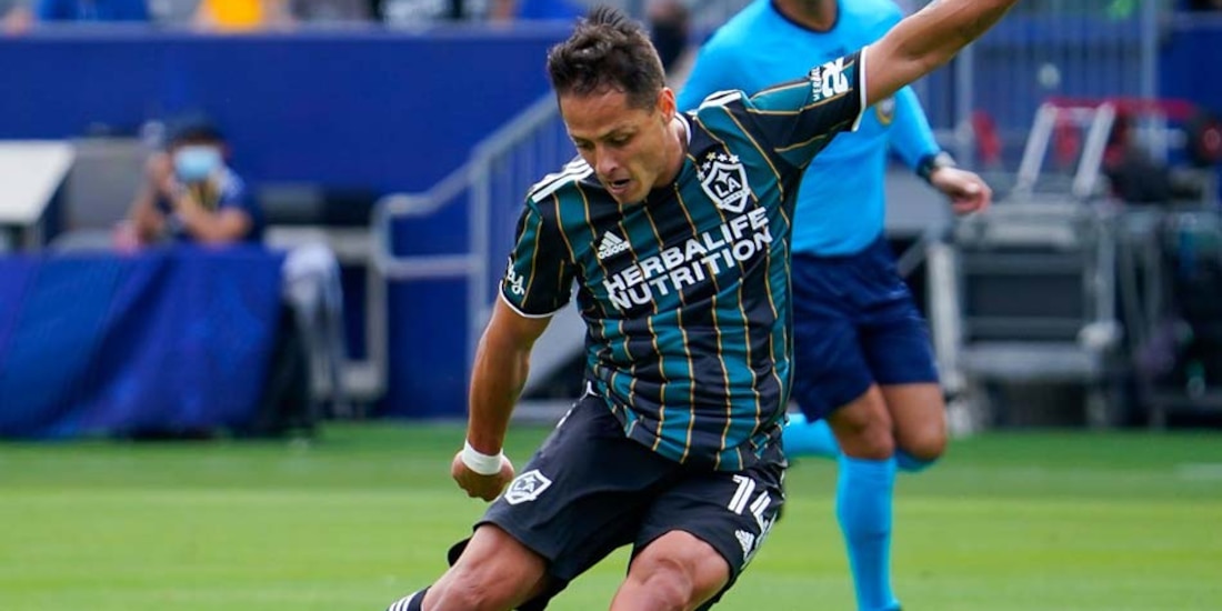 "Chicharito" comenzó con el pie derecho su segunda temporada en la MLS.