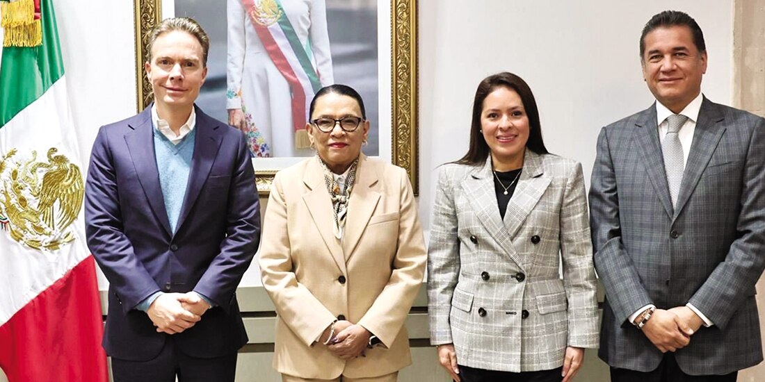 De izq. a der.: el senador Manuel Velasco, la secretaria Rosa Icela Rodríguez, la dirigente Karen Castrejón y el diputado Carlos Puente, ayer.