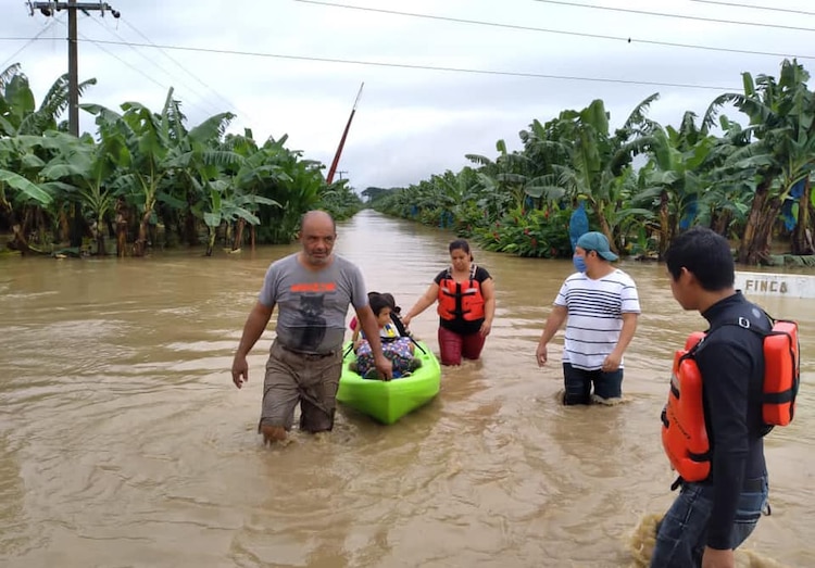 Desbordamiento del río La Sierra