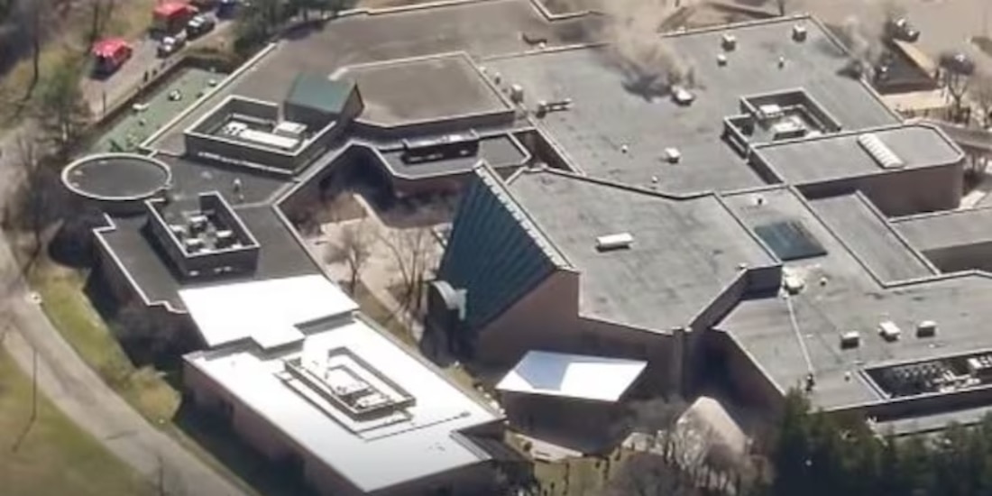 El tiroteo fue reportado hacia el mediodía de este jueves.