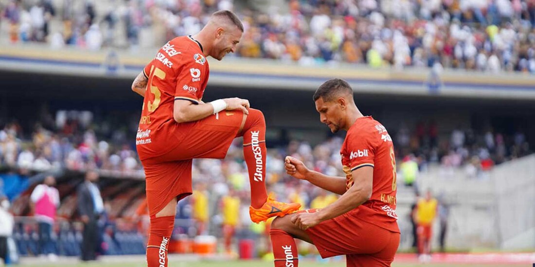 Pumas vence al León en Ciudad Universitaria.