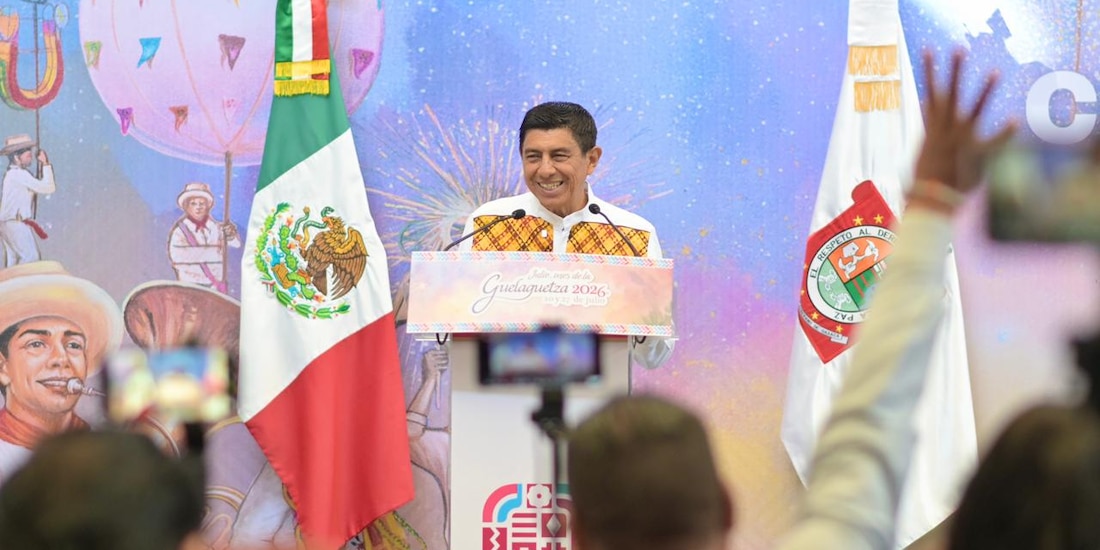 Salomón Jara en conferencia de prensa.