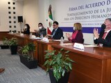 Por el CJF firmaron el acuerdo en materia de derechos humanos Carlos Alpízar y Rebeca Saucedo, mientras que por la delegación alemana lo hizo Marita Brömmelmeier y Lothar Rast