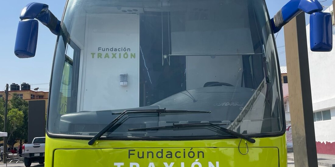 Fundación Traxión fortalece su compromiso con la educación.