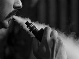 Sabores de vapeadores conllevan problemas cardiacos